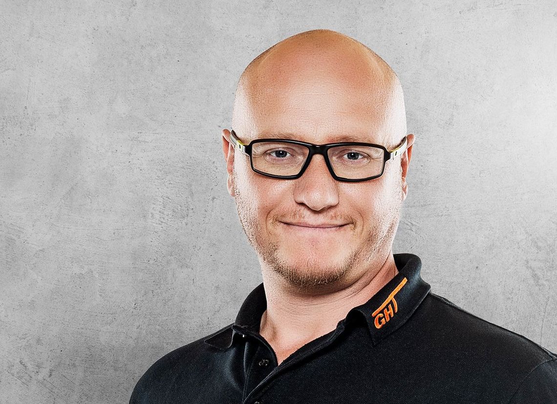 Daniel Waldbüßer Daniel Waldbüßer